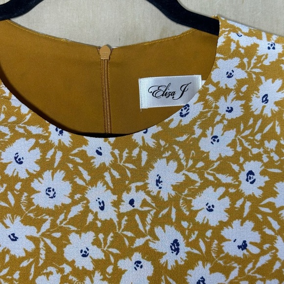 Eliza J Marigold Floral Mini Dress Size 4 - Picture 4 of 11